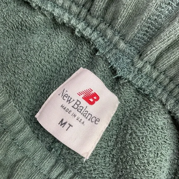 New Balance Sweatpants Green Made In USA Core‎ Teddy Santis Joggers Men Sz MT - Picture 2 of 12